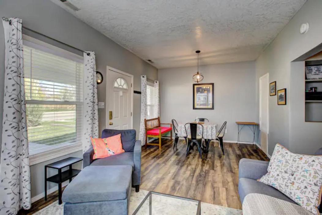 Red Bench Cottage Ideal Location Near Parks, Trails, Skiing, Hiking, Biking, Shopping Extended Stays Welcome Μπόιζ Εξωτερικό φωτογραφία